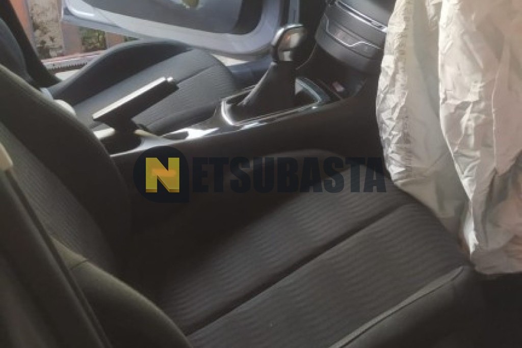 Peugeot 308 1.6 HDi 2013