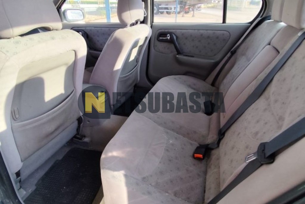 Nissan Primera 2.0 CVT 2000