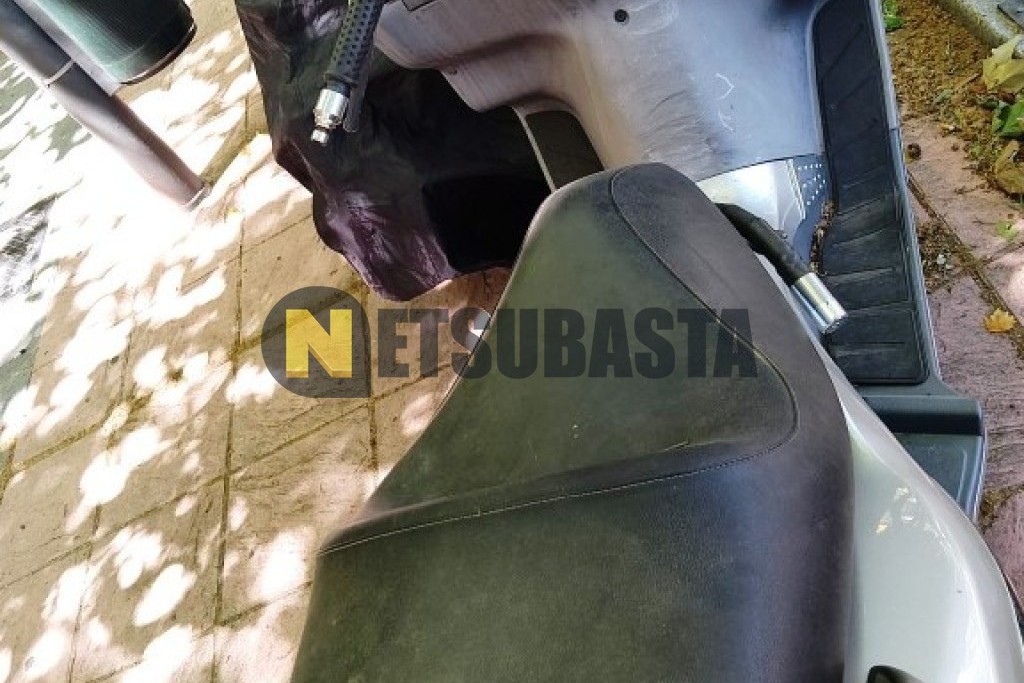 Piaggio X8 125 2007