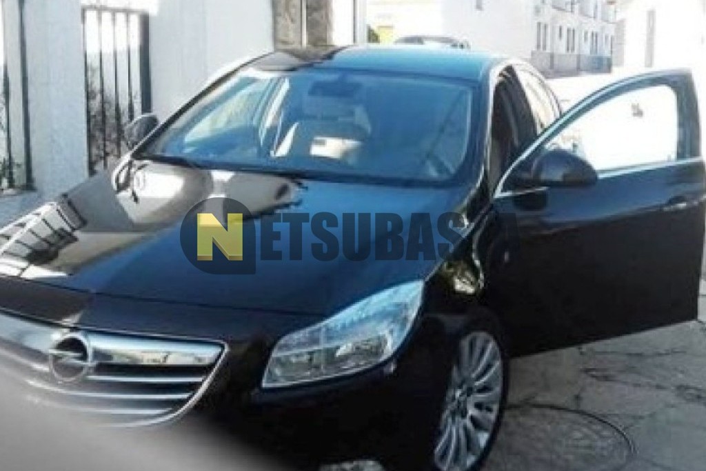 Opel Insignia 2.0 CDTi Active Select 2011