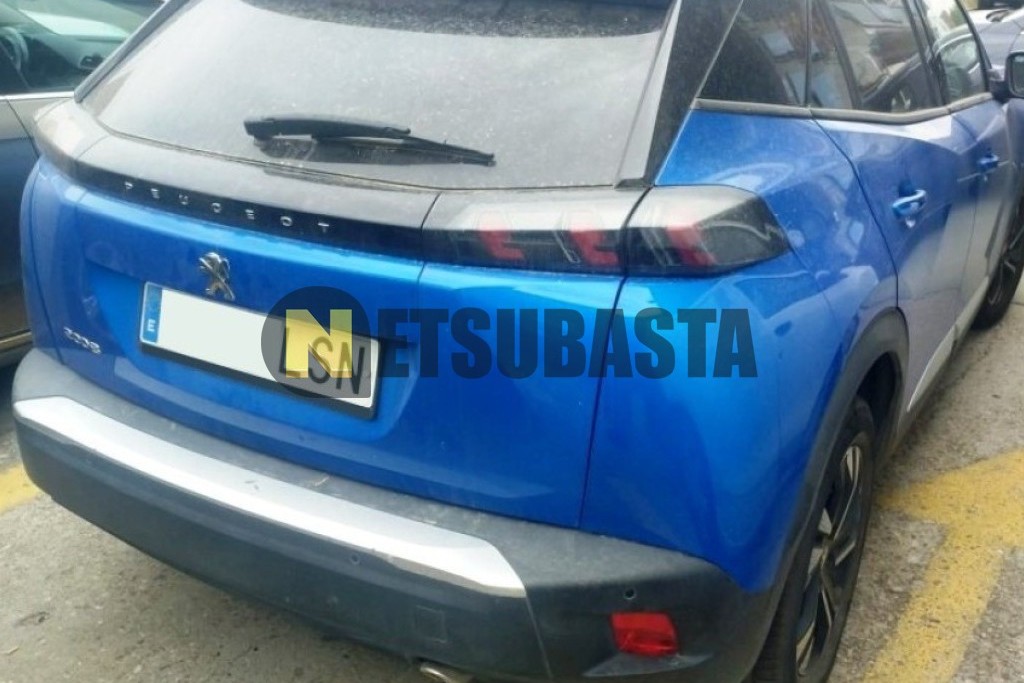 Peugeot 2008 1.5 BlueHDi EAT8 2021