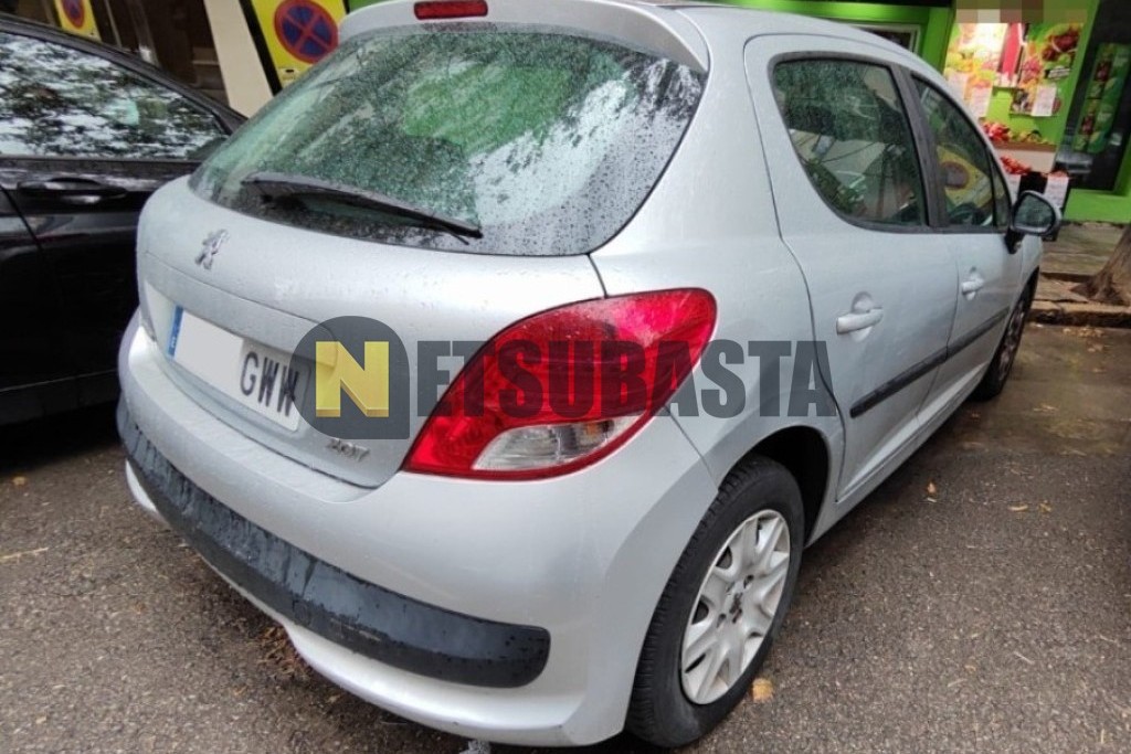 Peugeot 207 1.4i 2010