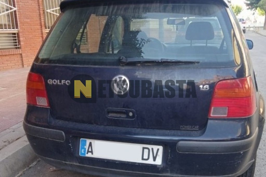 Volkswagen Golf 1.6 1999