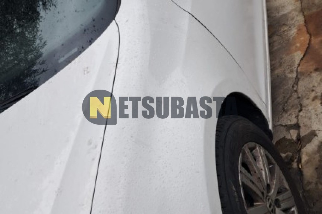 Volkswagen Golf 1.6 TDI DSG 7 vel. 2010