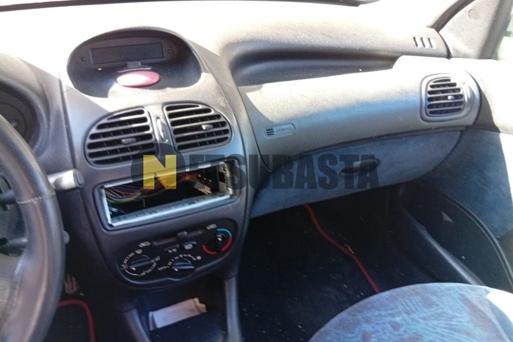 Peugeot 206 1.9 D 2001
