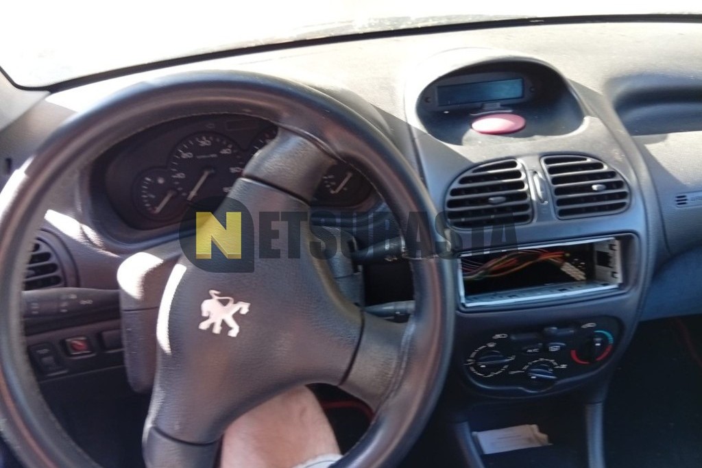 Peugeot 206 1.9 D 2001