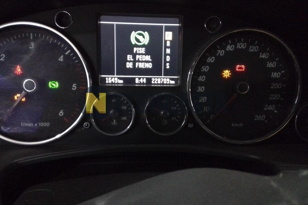 Volkswagen Touareg 3.0 V6 TDI Tiptronic 6 vel. 2006