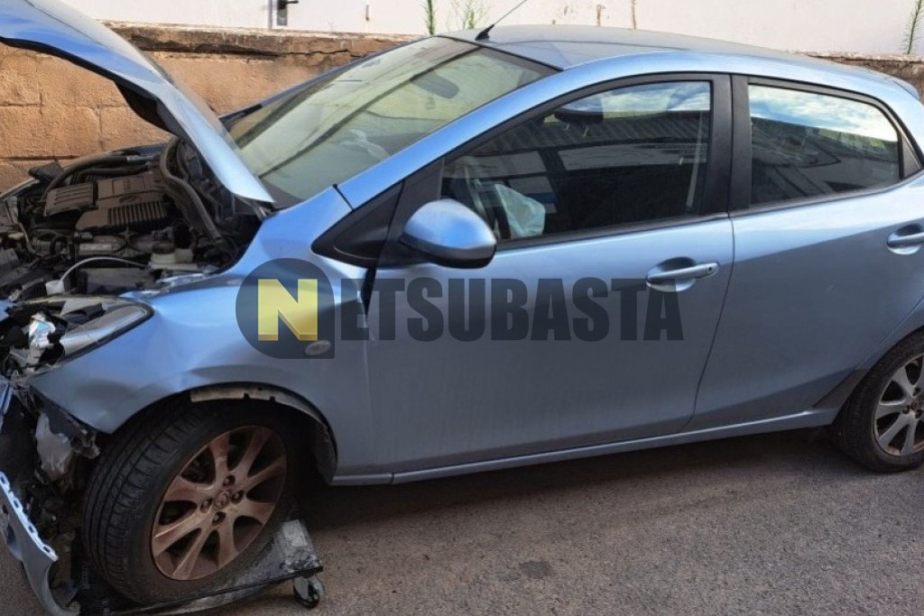 Mazda 2 1.3 2012