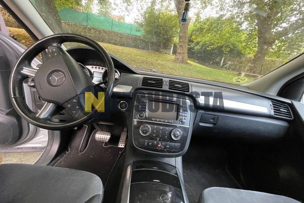 Mercedes-Benz R 320 CDI 4M 2009