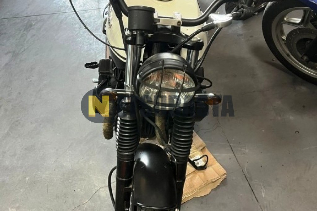 Moto Guzzi 400 GTS 1977