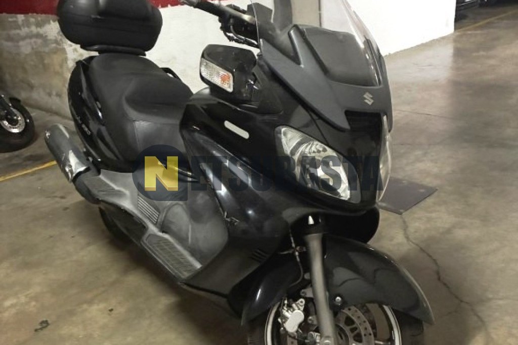 Suzuki BURGMAN 650 Executive 2005