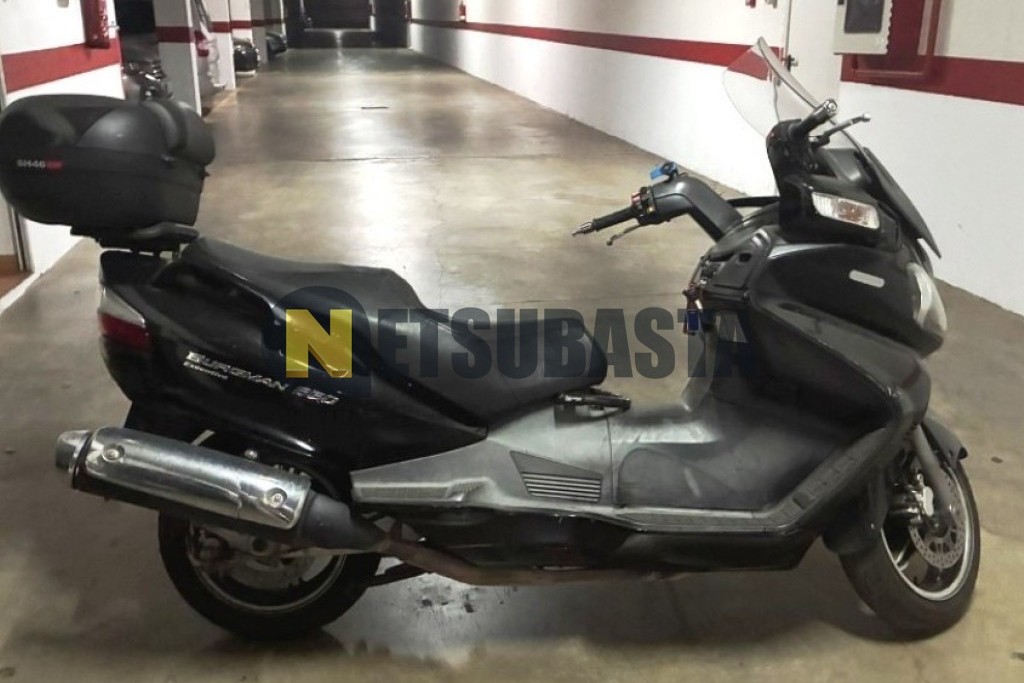 Suzuki BURGMAN 650 Executive 2005