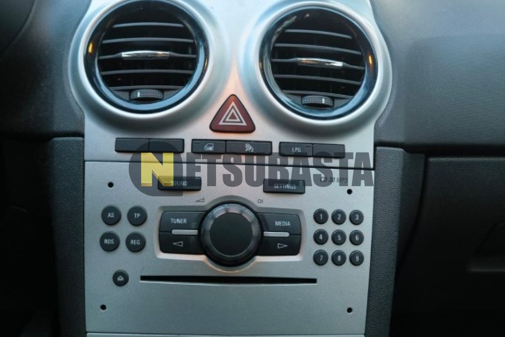 Opel Corsa 1.2 GLP 2013