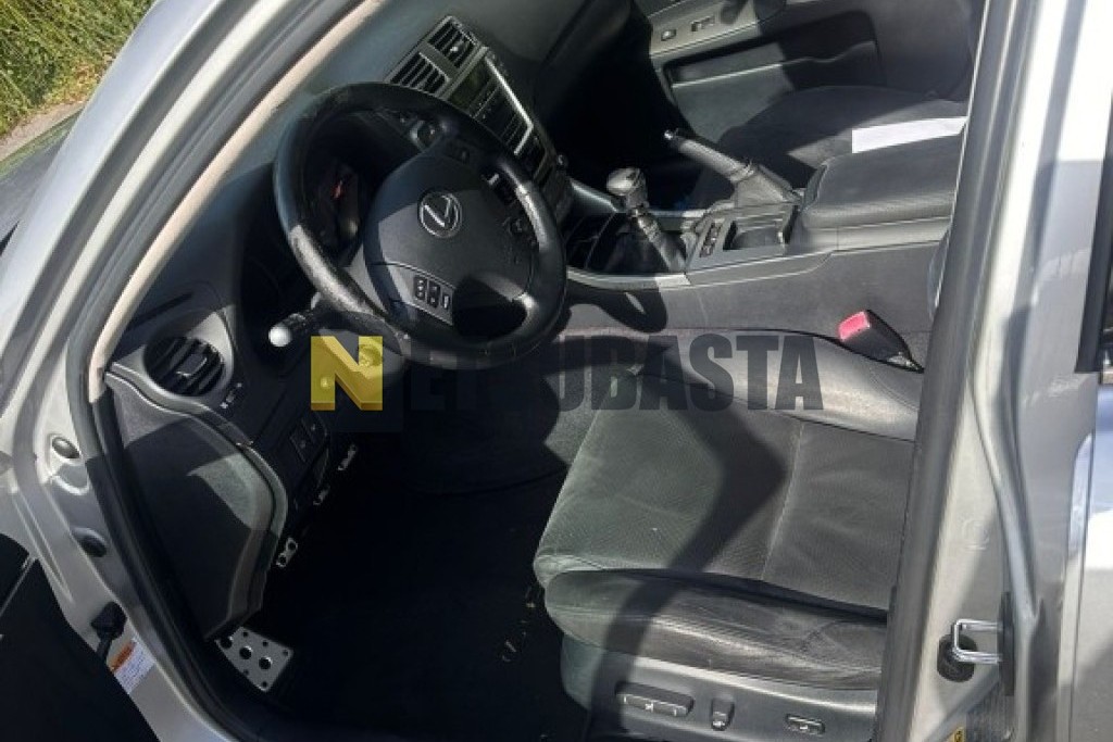 Lexus IS 220d 2007