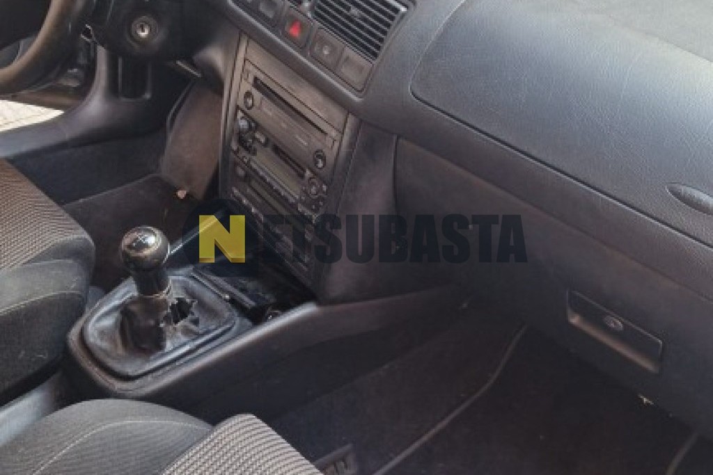 Volkswagen Golf 1.6 2002