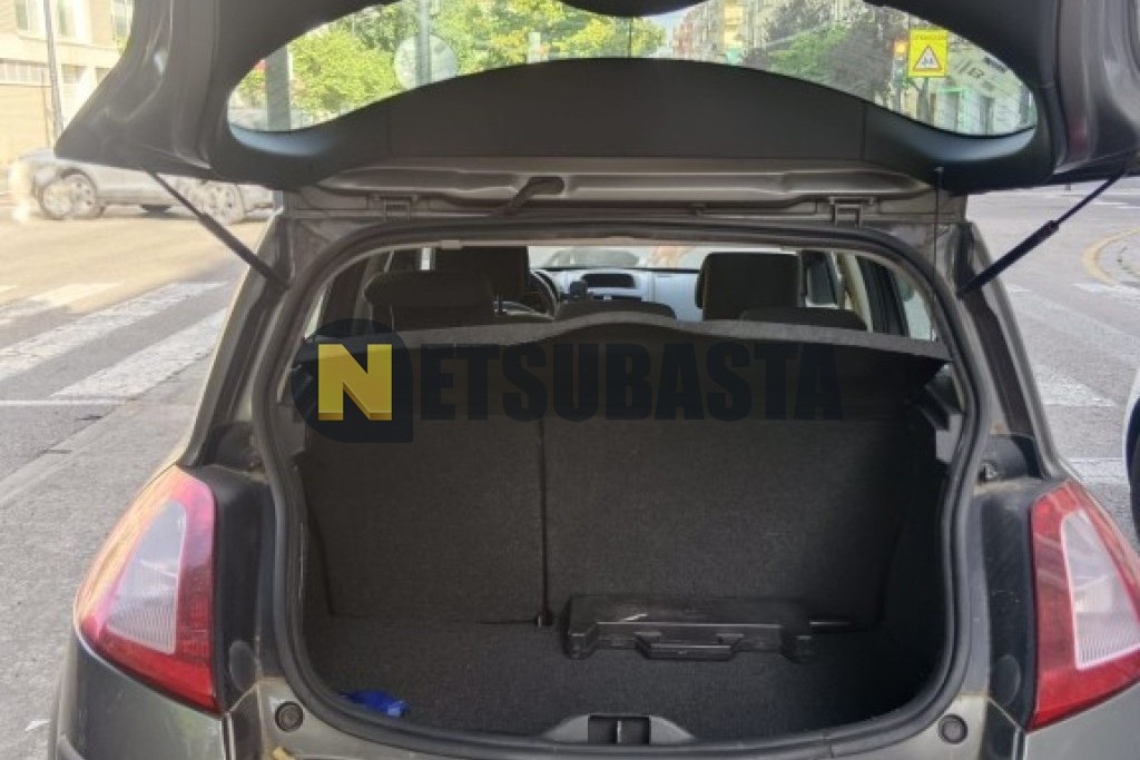 Renault Megane 1.4 16V 2004