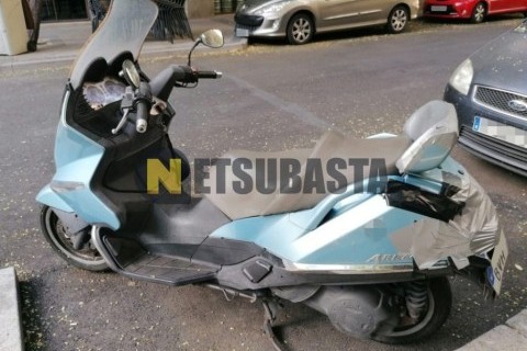 Suzuki BURGMAN 200 2011