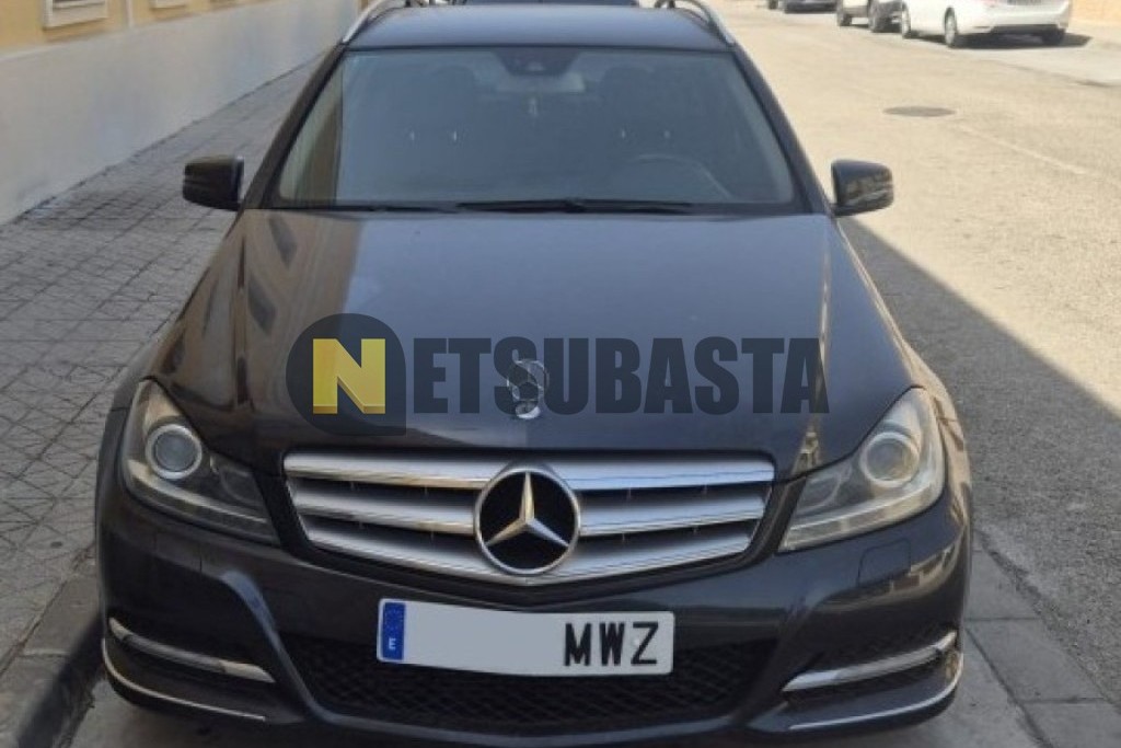Mercedes-Benz C 220 CDI BlueEFFICIENCY Estate Aut. 2012
