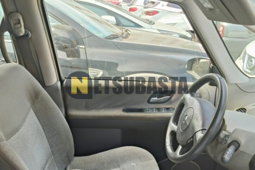 Renault Espace 2.2 dCi 2006