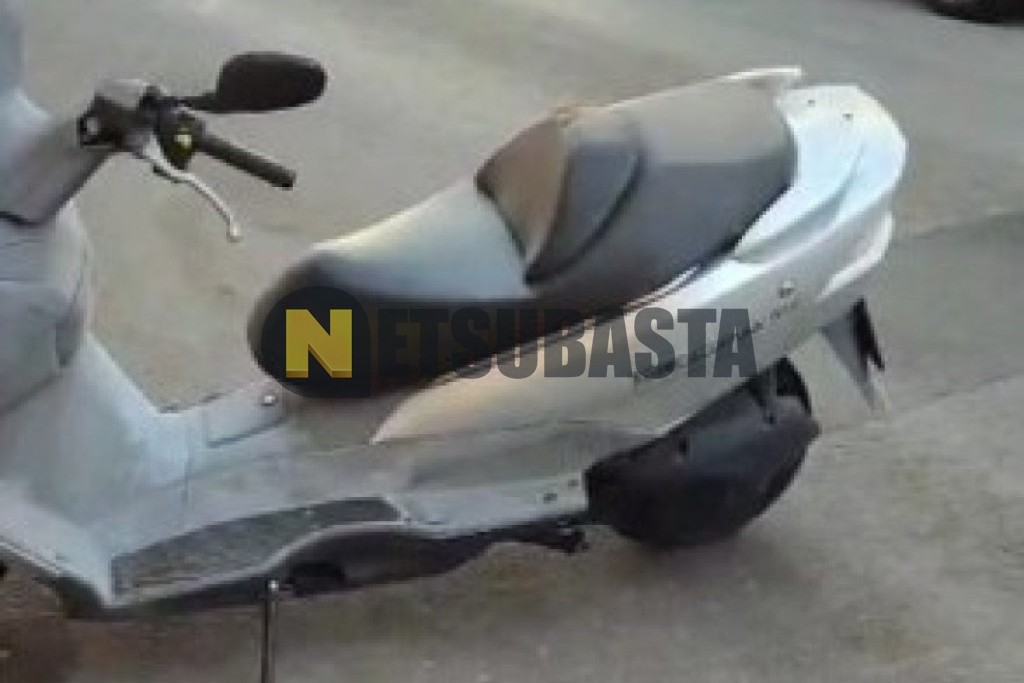 Suzuki Burgman 125 2004