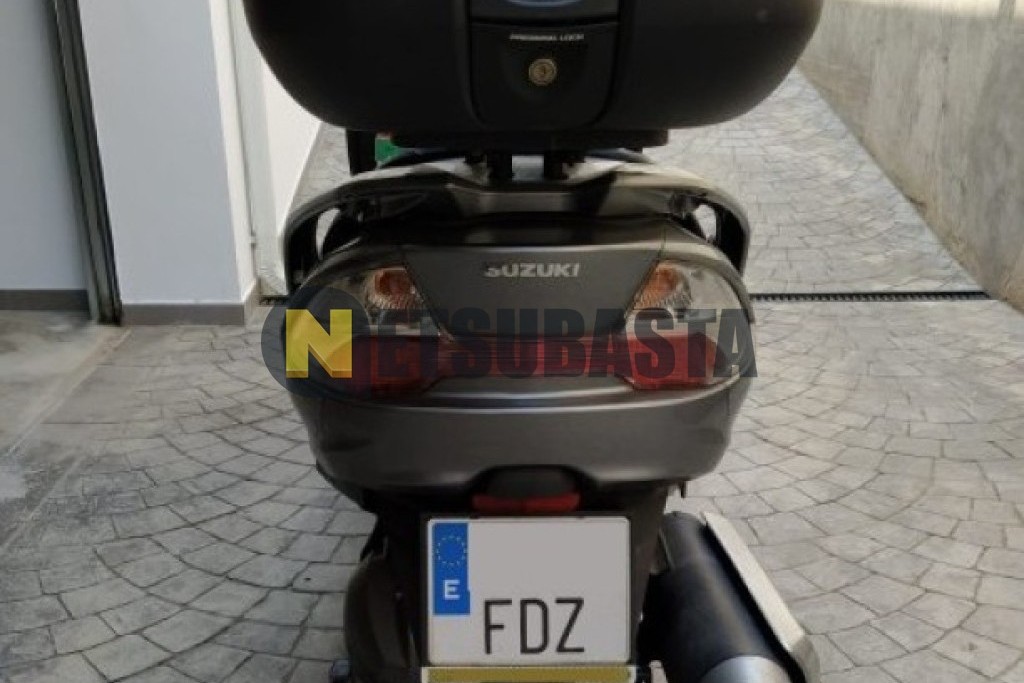 Suzuki Burgman 400 2006