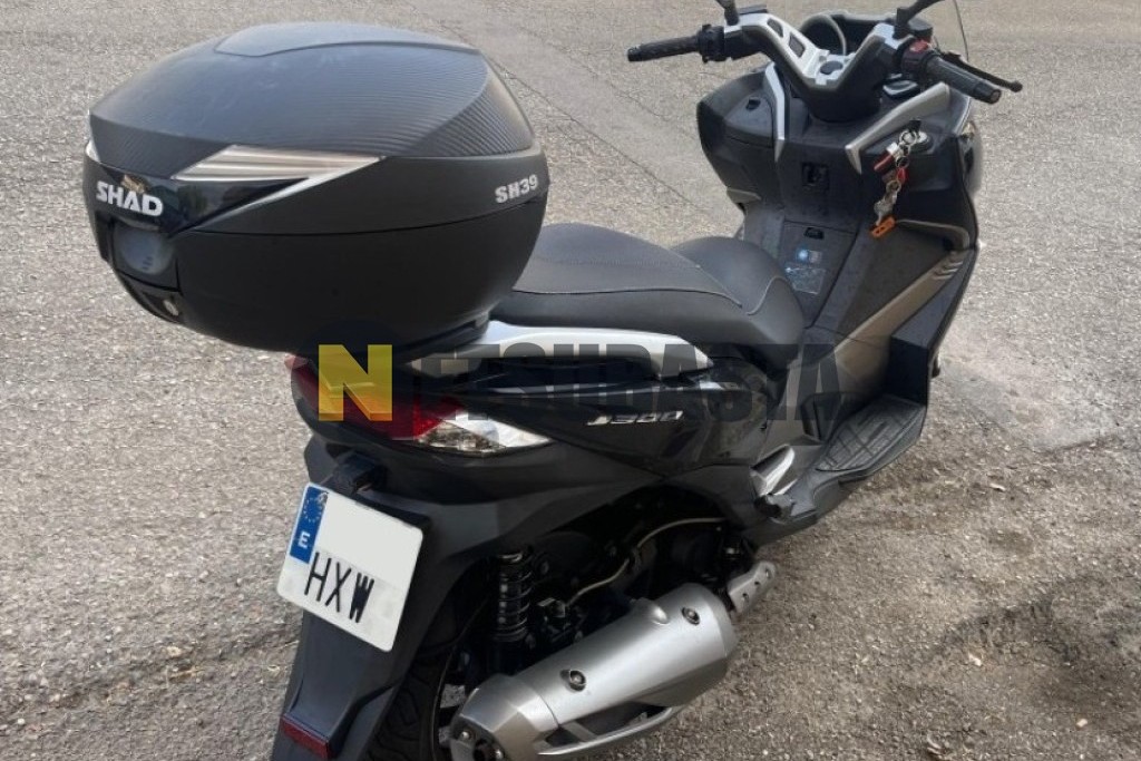 Kawasaki J 300 2014