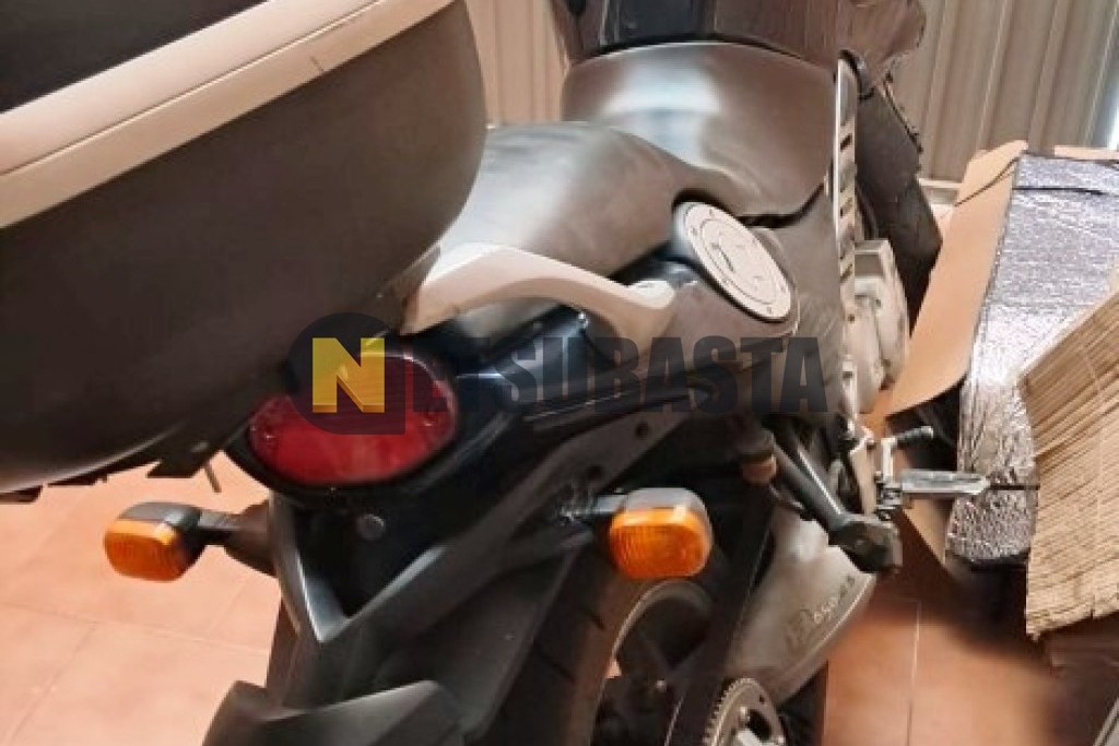 BMW F 650 CS Scarver 2005