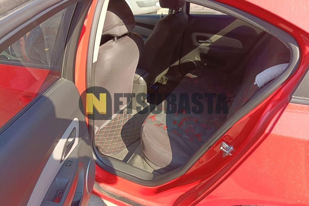 Chevrolet Cruze 1.6 LS 2010