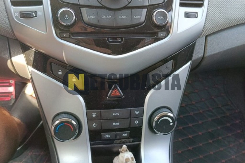 Chevrolet Cruze 1.6 LS 2010