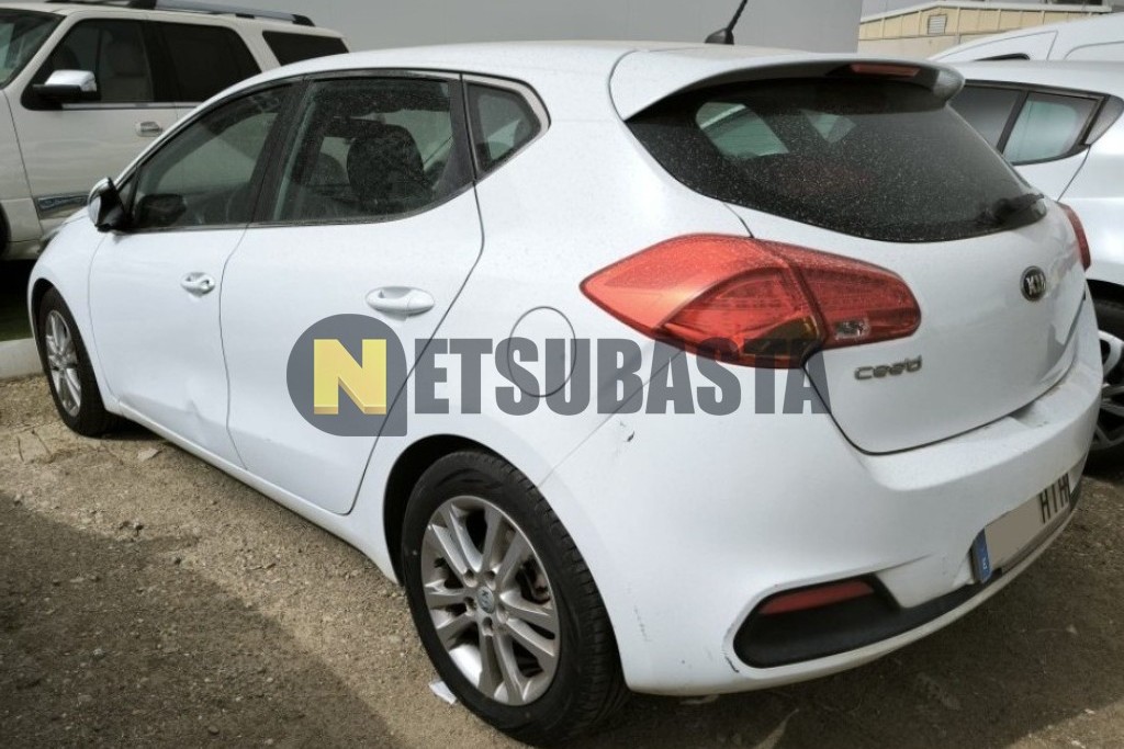 Kia Ceed 1.4 CRDi 2013