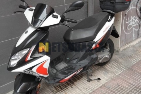 Yamaha Majesty 250 2004