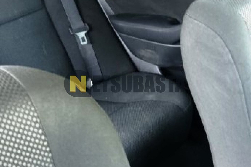 Toyota Avensis 2.0 D-4D 2003