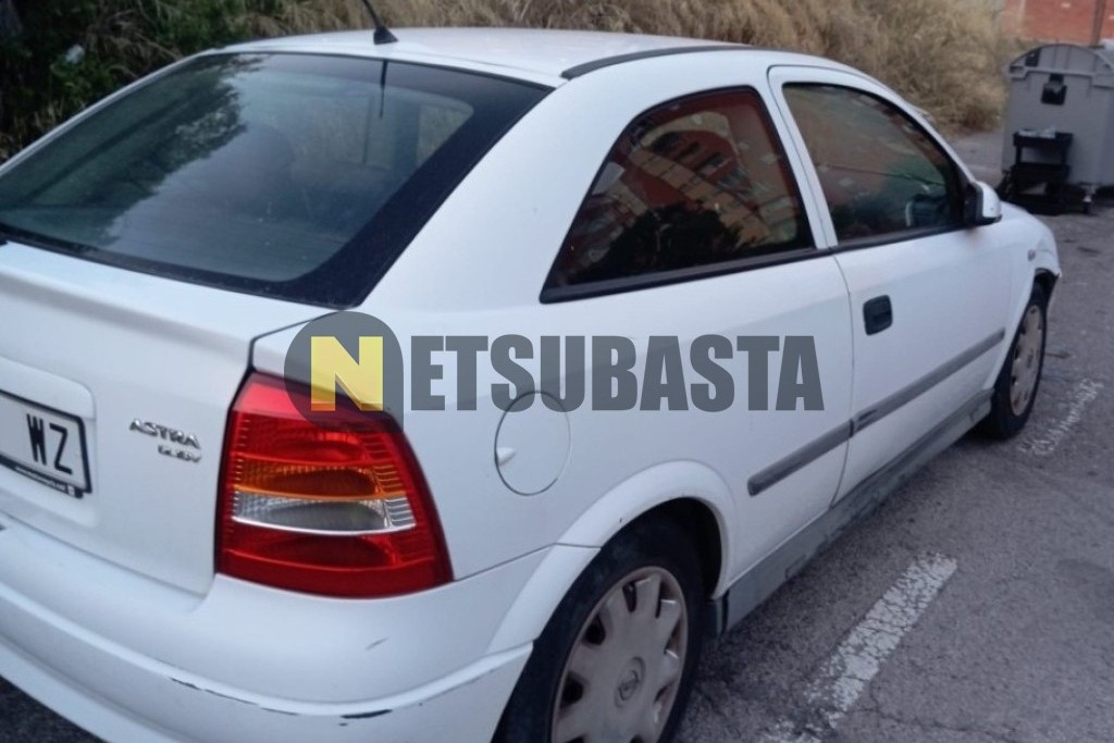 Opel Astra 2.0 DI 16V 2000