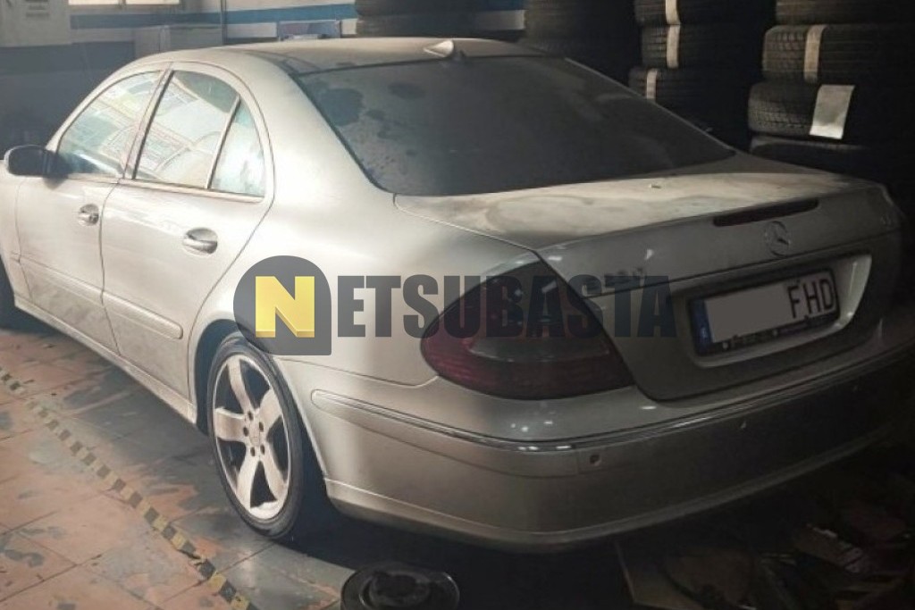 Mercedes-Benz E 220 CDI Aut. 2004