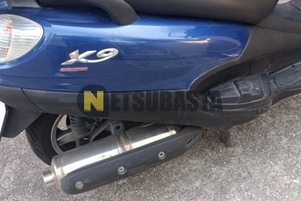 Piaggio X9 500 2005