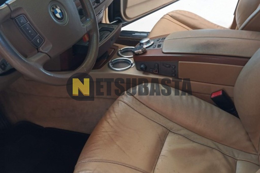 Bmw 735i 2004