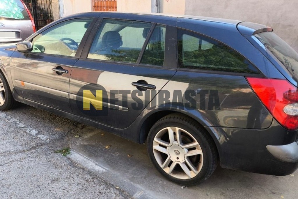 Renault Laguna Grand Tour 2.2 dCi 2003