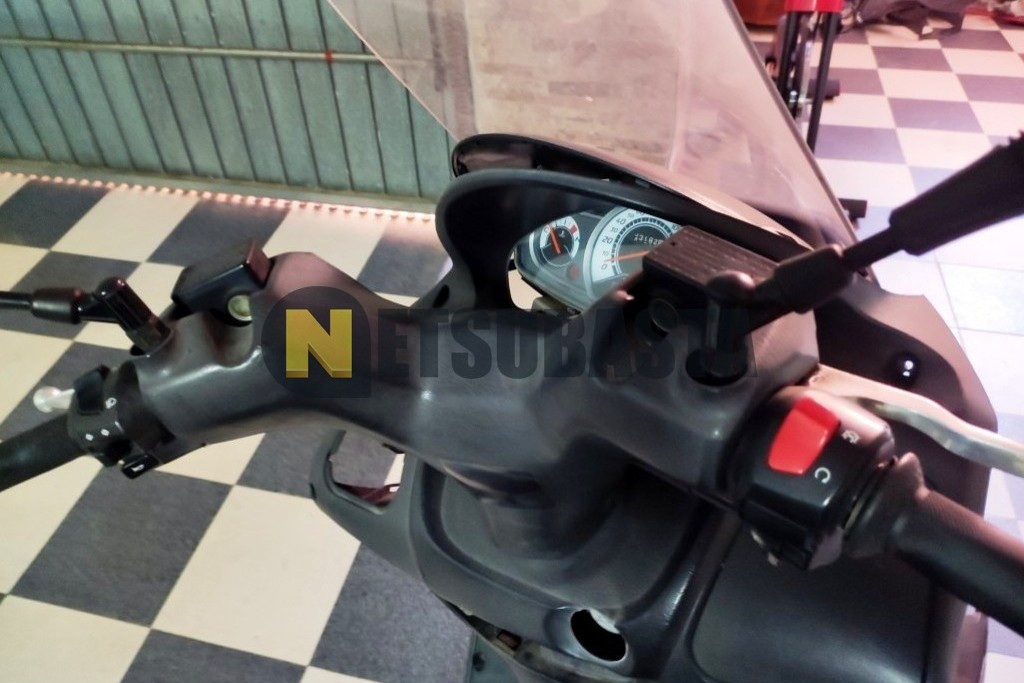 Suzuki Burgman 200 2010