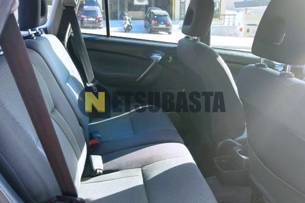 Toyota RAV4 1.8 2004