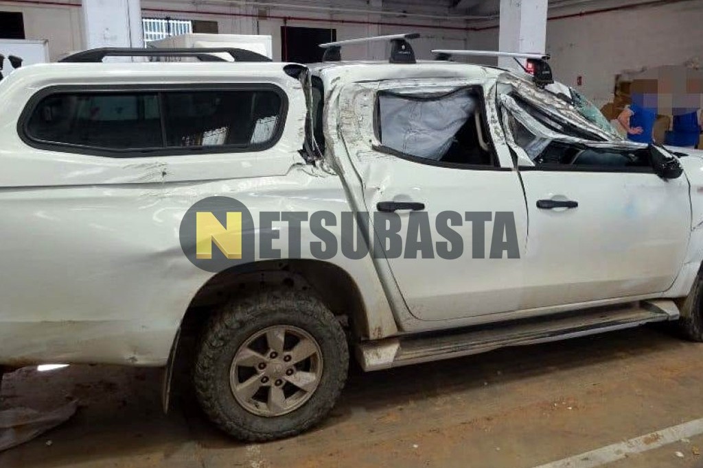 Mitsubishi L200 Doble Cabina 220 DI-D 2021