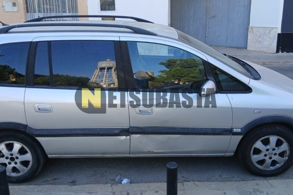 Opel Zafira 2.0 DTi 16V 2004