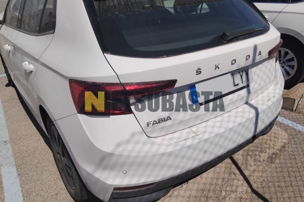 Skoda Fabia 1.0 TSI DSG 2022