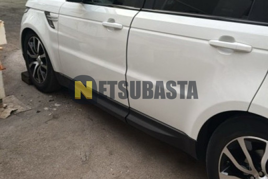 Land-Rover Range Rover Sport 3.0 TDV6 2015