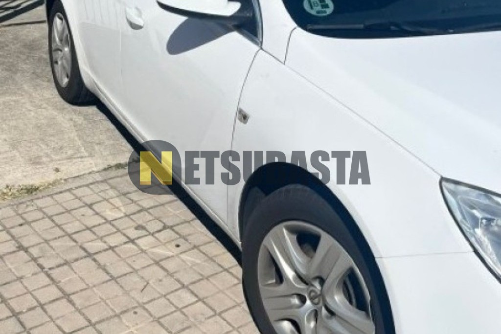 Opel Insignia Sports Tourer 2.0 CDTI ecoFLEX 2011
