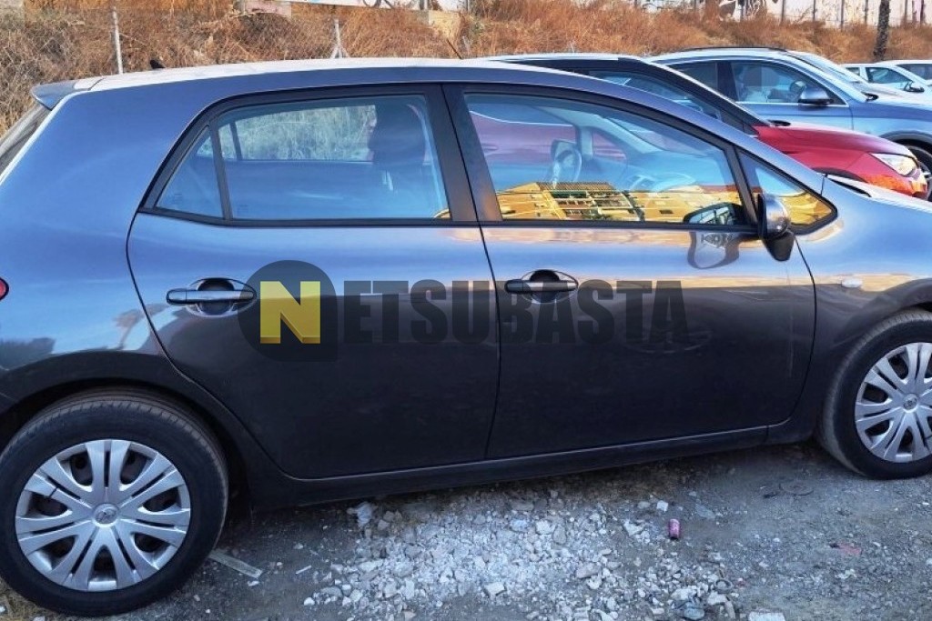 Toyota Auris 2.0 D-4D 2008