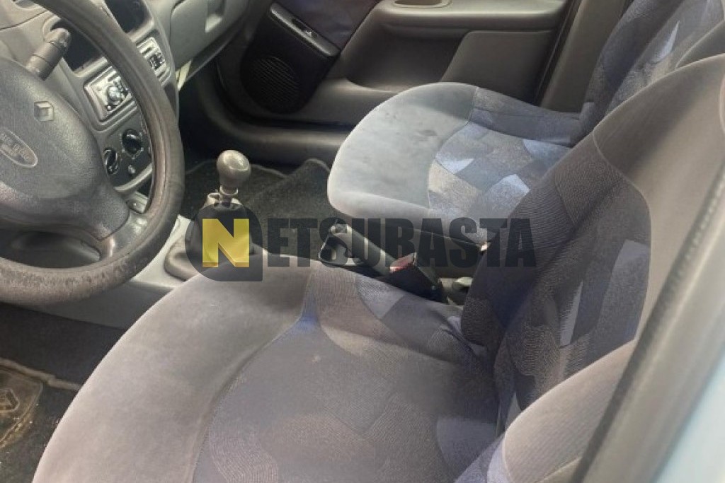 Renault Clio 1.9D 2000