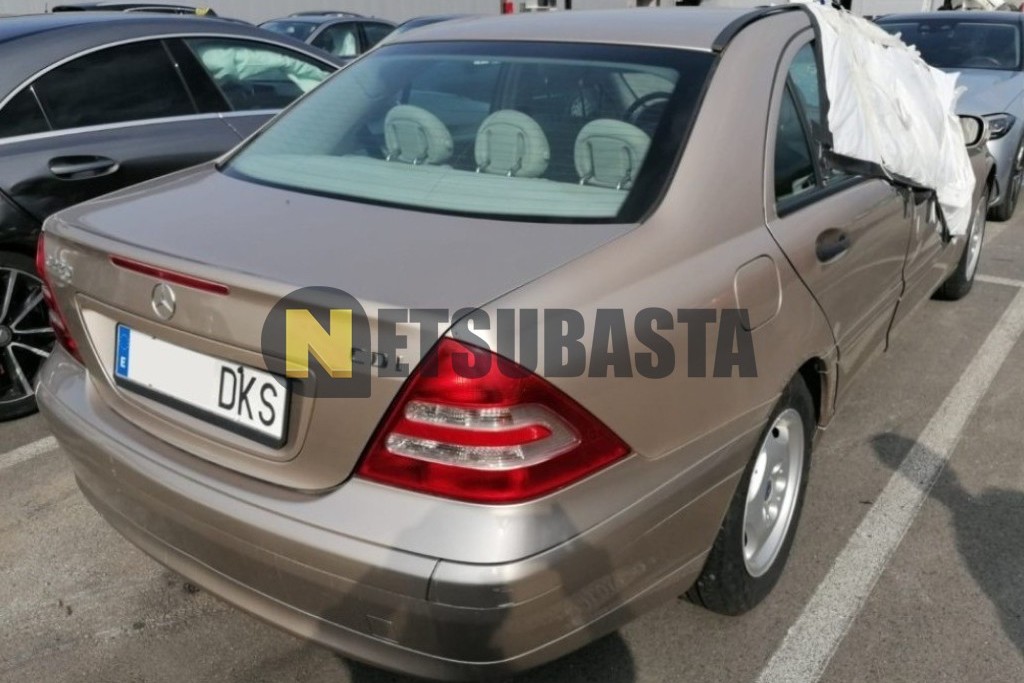 Mercedes-Benz C 220 CDI Aut. 2000