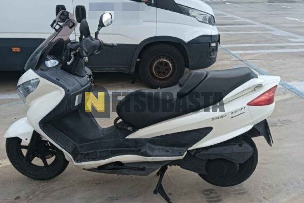 Suzuki Burgman 200 2011