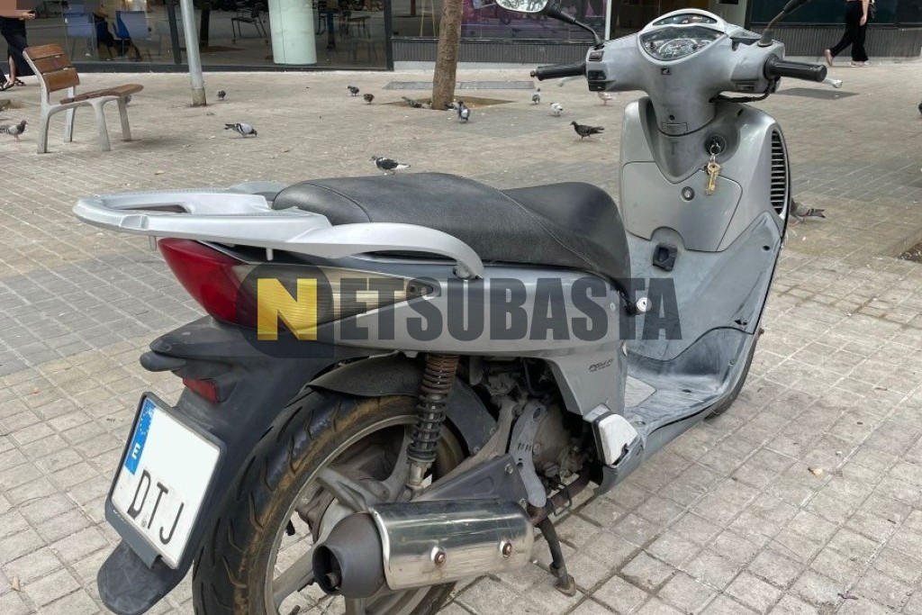 Honda SCOOPY SH125 2005