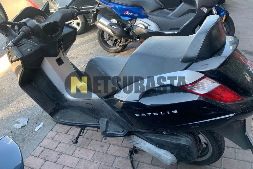 Peugeot SATELIS 125 4V 2010
